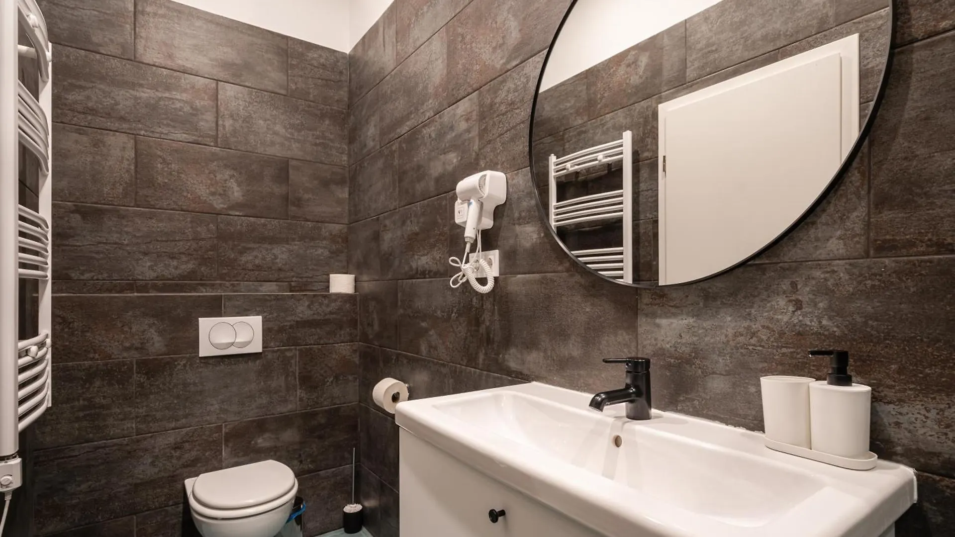 R38 Boutique Apartments, Best Location By Bqa Budapest Appartamento