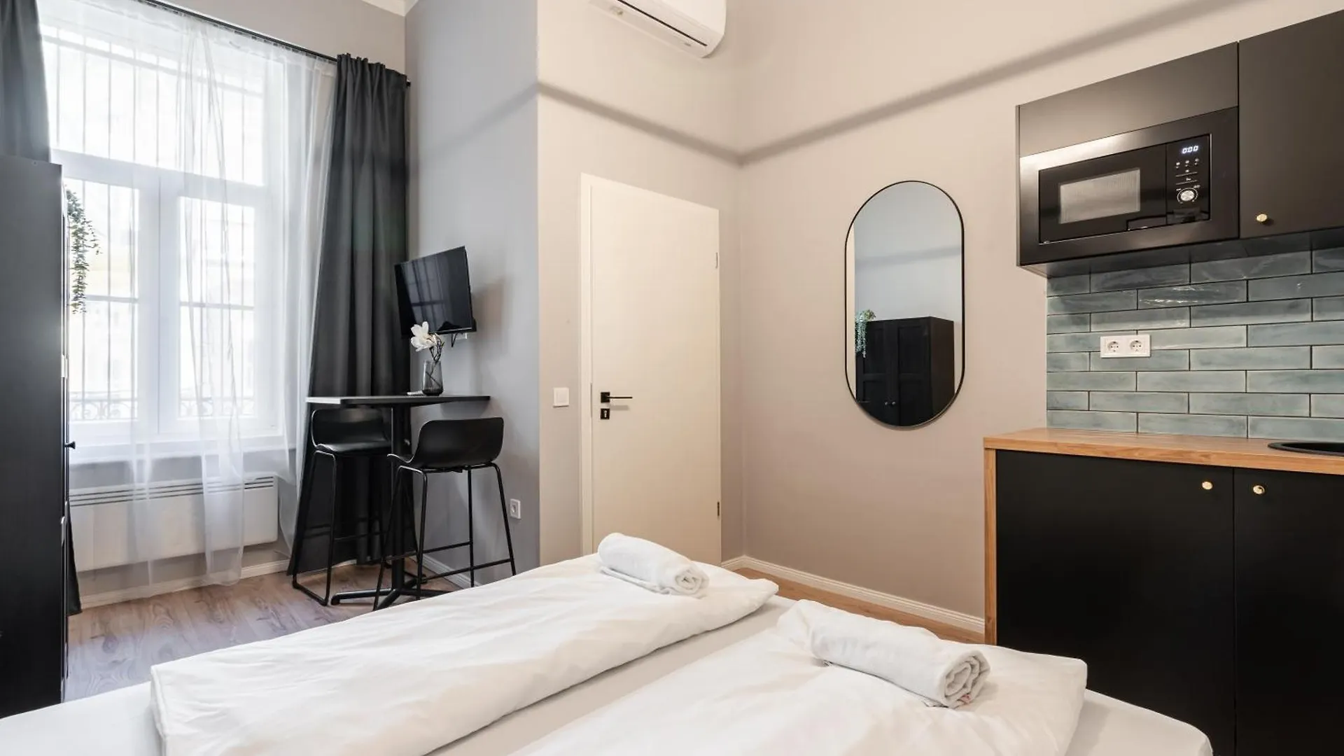 R38 Boutique Apartments, Best Location By Bqa Budapest 0*,  Hungary